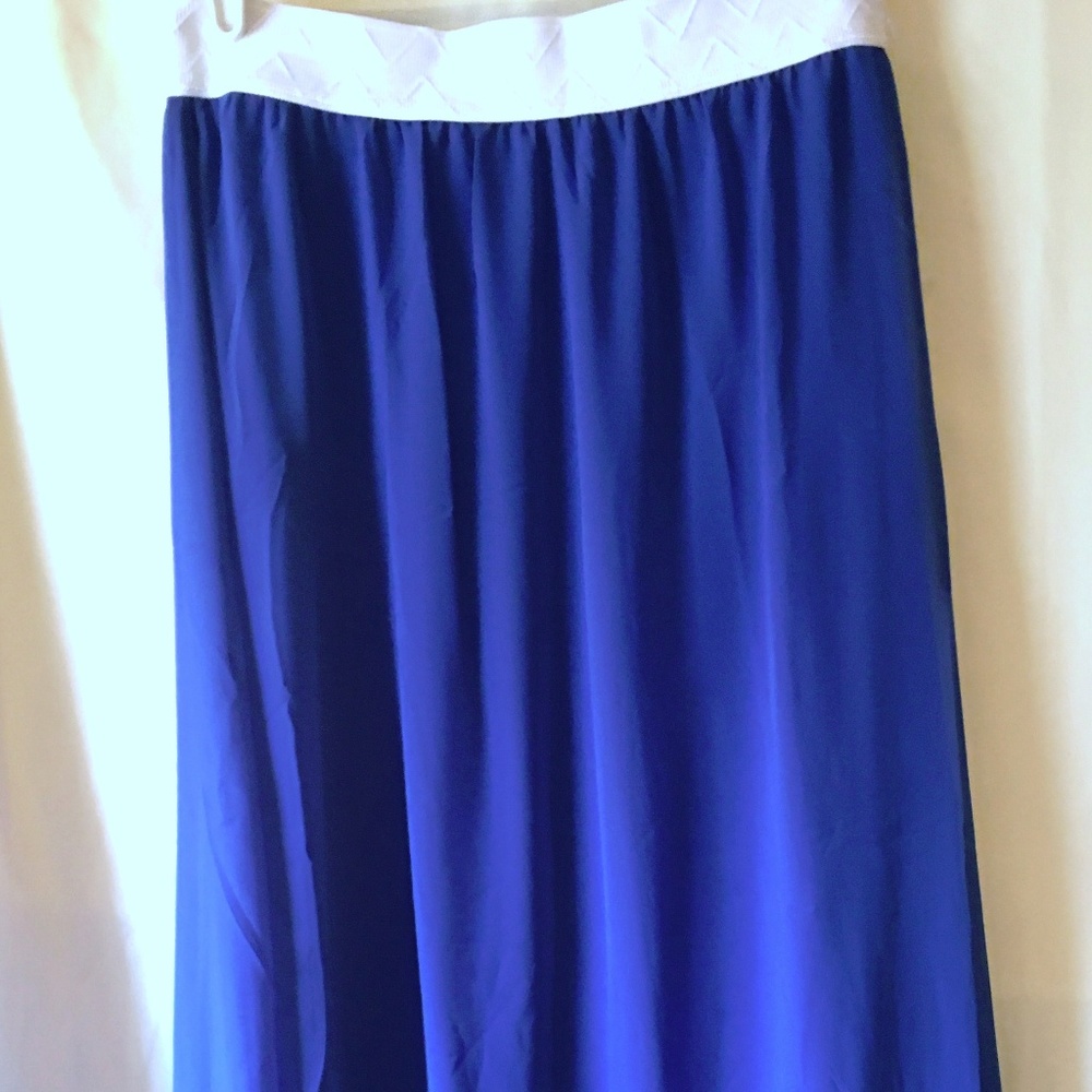 LuLaRoe Lucy Skirt